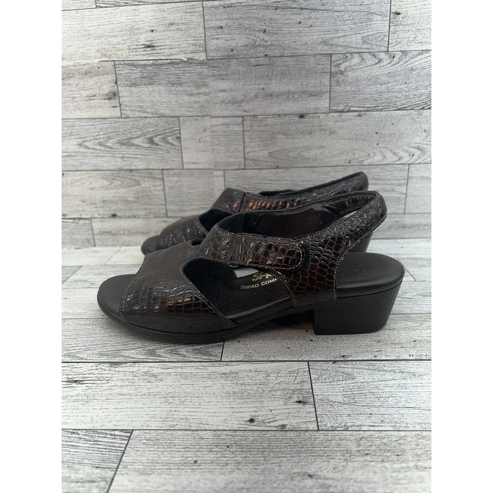 SAS Shoes Womens Size 6.5W Croc Embossed Leather Sandals Tripad Comfort Made USA